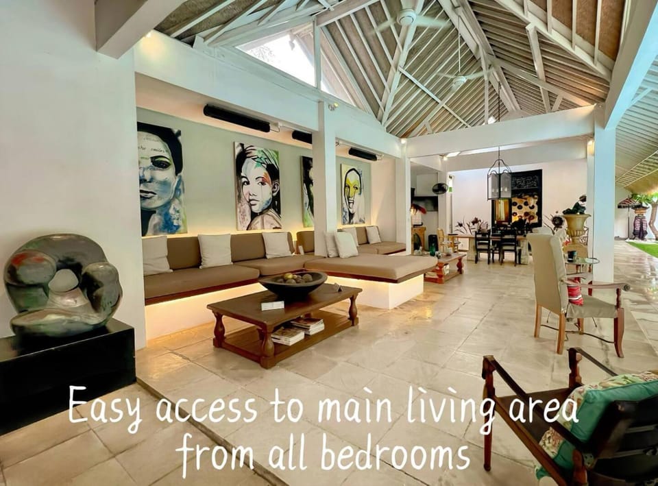 Villa Anh Yeu - 6 BR in Central Seminyak with Huge Pool & Garden Villa in Kuta