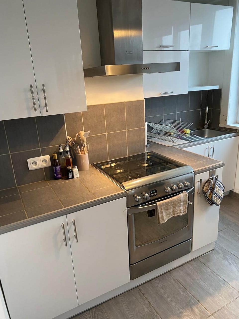 Hypercentre - Bel appartement cosy 65m Tourcoing Apartment in Hauts-de-France
