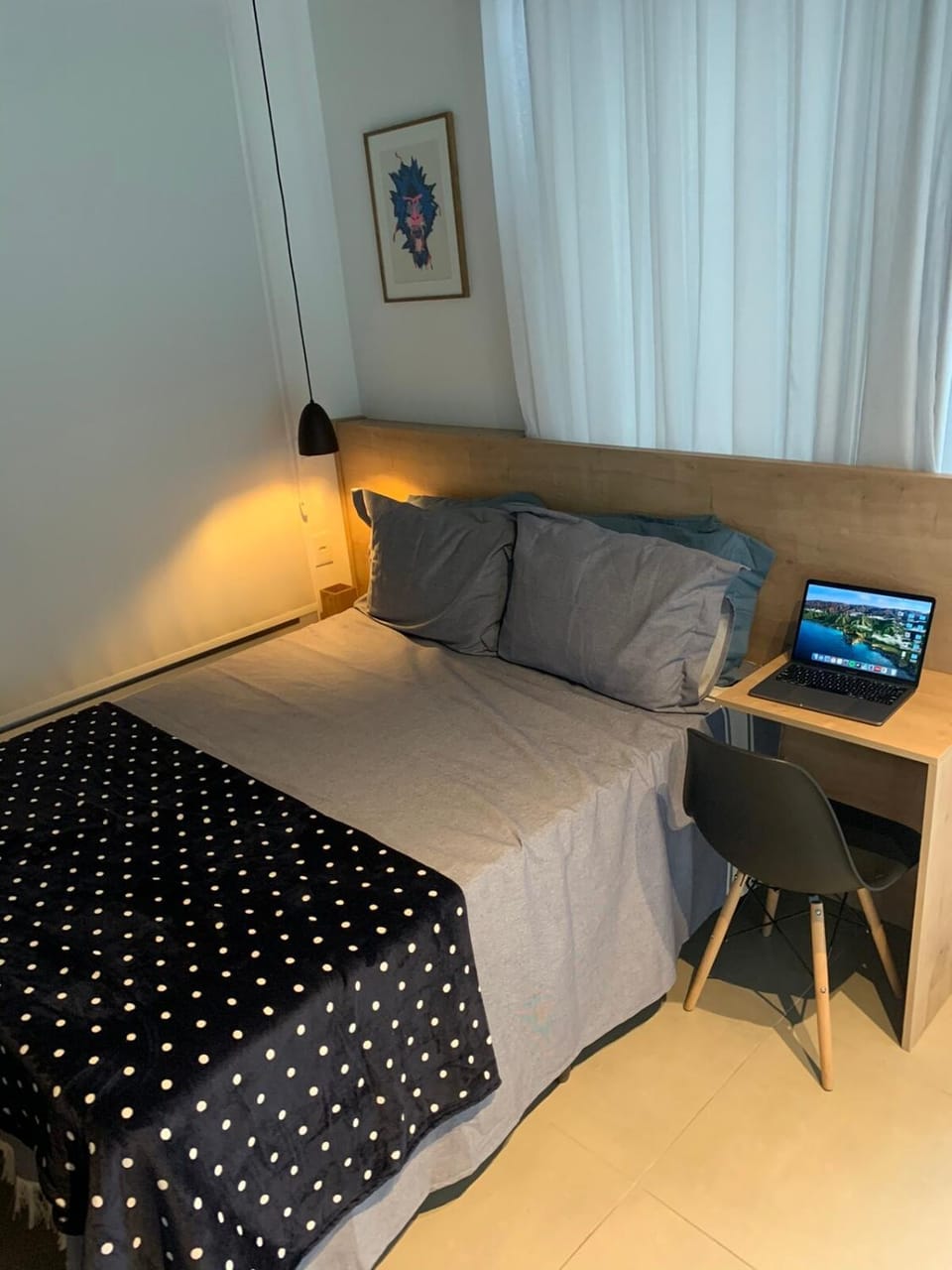 Bed, Photo of the whole room