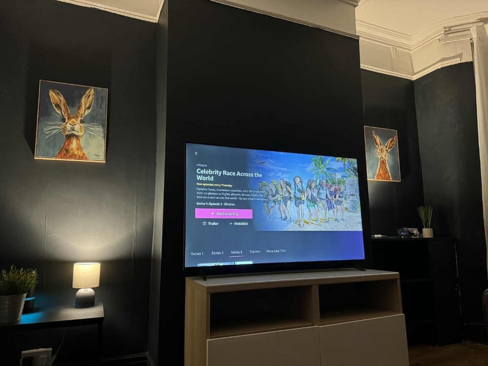 Communal lounge/ TV room, TV and multimedia