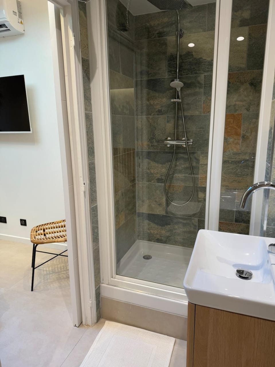 Le Pitchoune Studio Cosy à 2 Pas du Port Apartment in La Ciotat