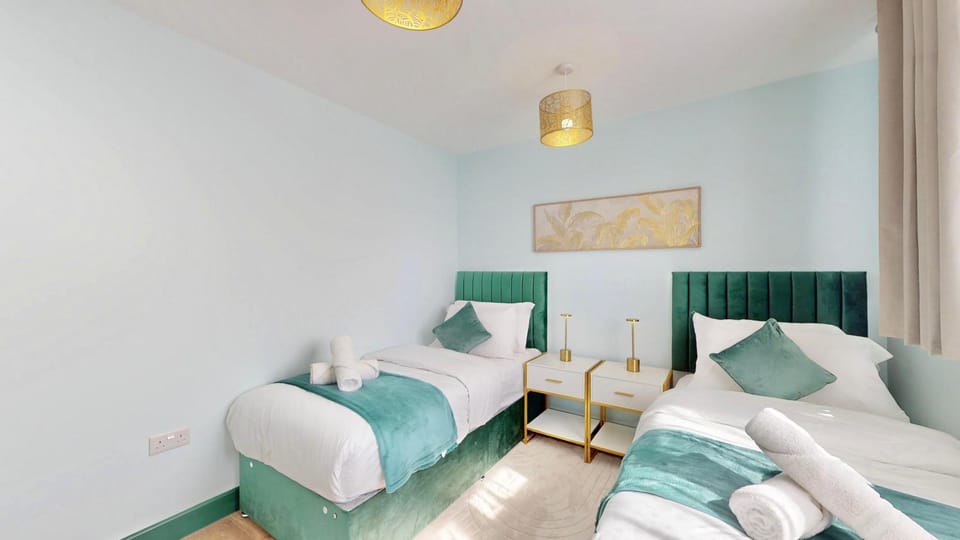 TV and multimedia, Bedroom, Garden view, hair dryier