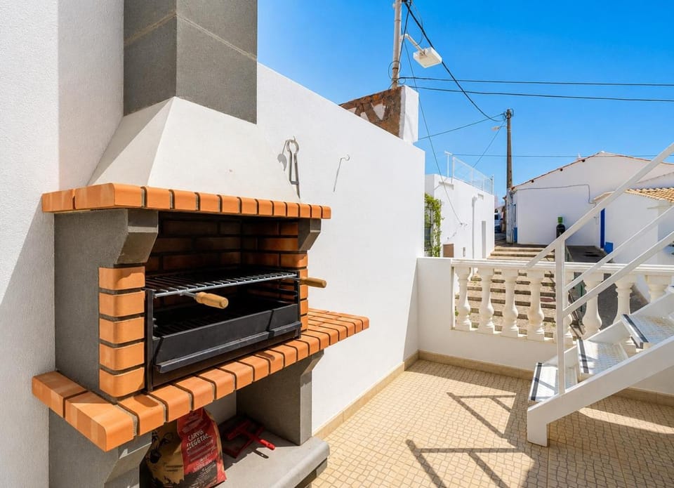 BBQ facilities, Balcony/Terrace, Dining area