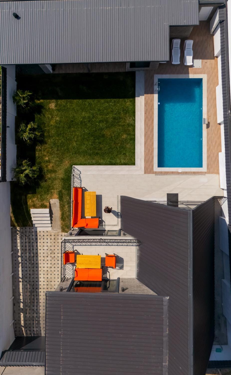 Patio, Day, View (from property/room), Balcony/Terrace, Pool view, Swimming pool, sunbed