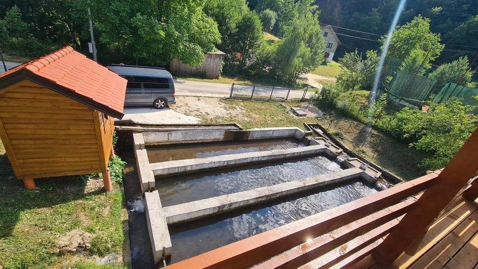 Planinske kolibe Šipovo 3 House in Bosnia and Herzegovina