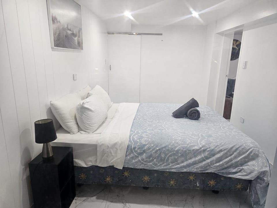 New and cute one bedroom flat Bed and Breakfast in Lower Hutt