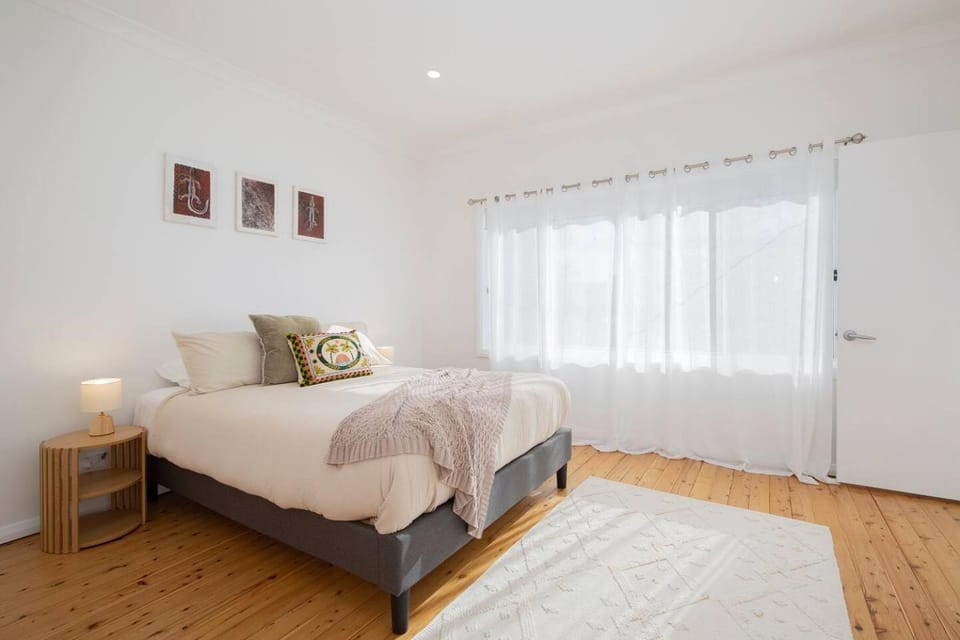 Bed, Other, Bedroom