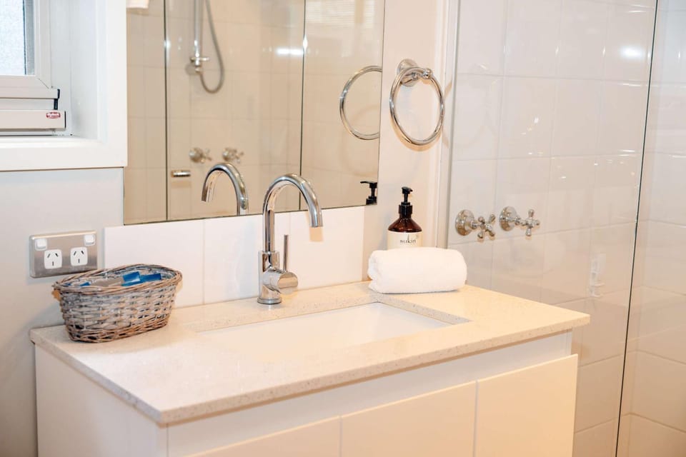 Twelve Apostles Beach House-STUDIO Villa in Port Campbell