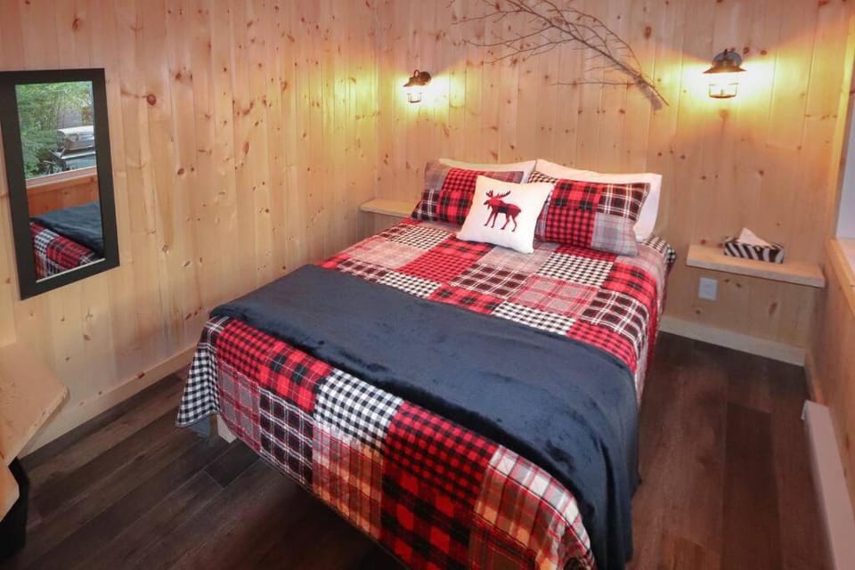 Le Huard - Waterfront Cabin with Spa Cabin in Quebec City