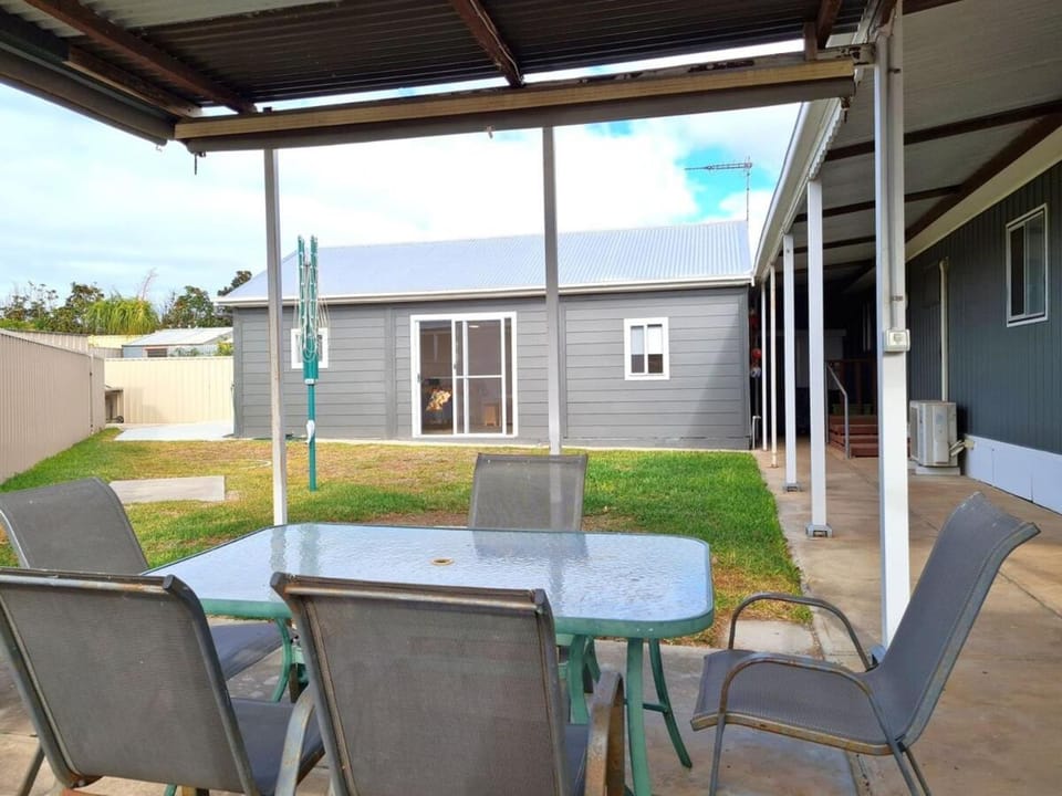 BJ's Beach House House in Port Vincent
