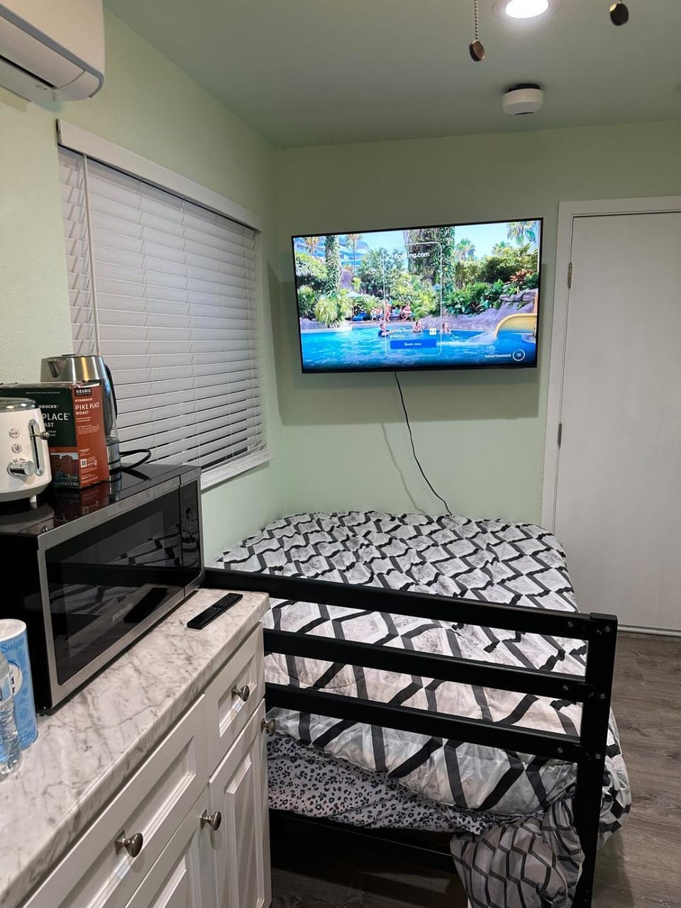 Macau Studio-Guesthouse by Sac State and UCDMC Apartment in Tahoe Park