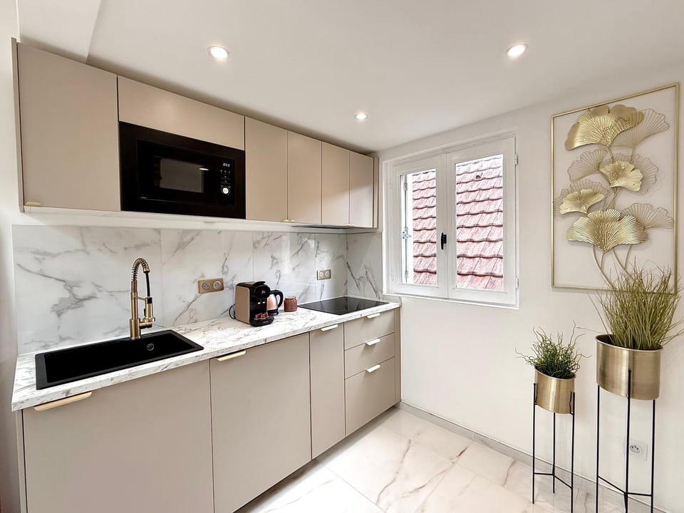 Le Loft Contemporain - Climatisé & Smart TV au coeur de Dijon Apartment in Dijon