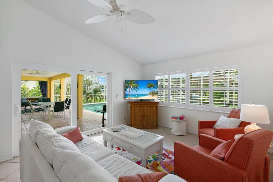 1692 Marco Island House in Marco Island