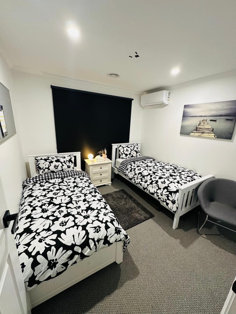 3 bedroom House in Hampton Park House in Melbourne