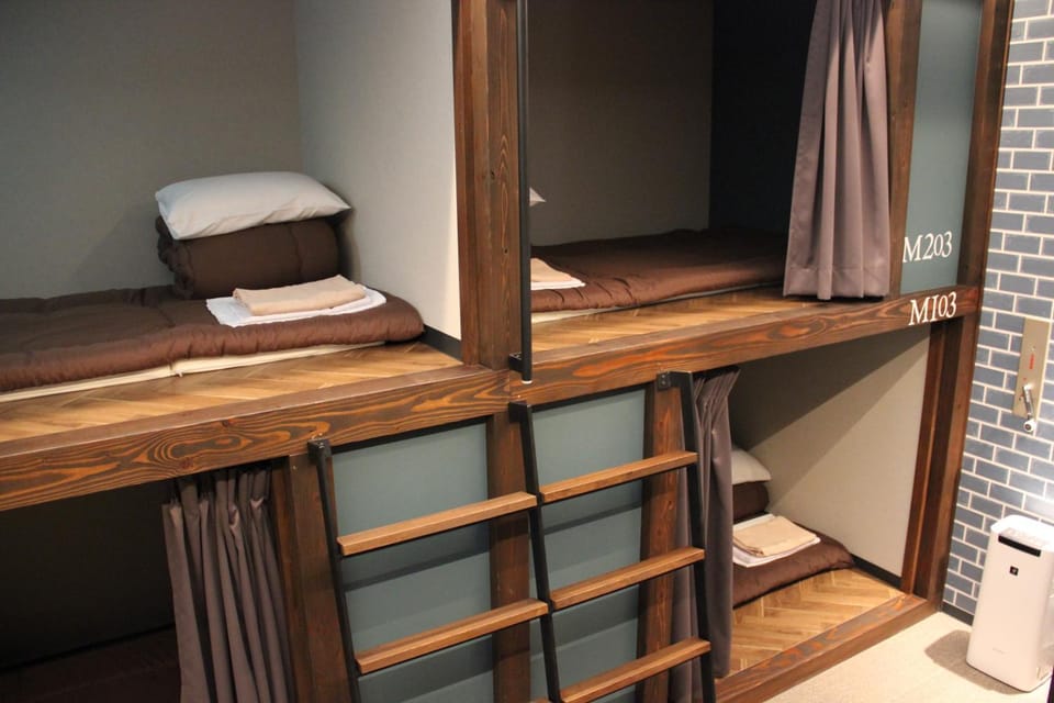 Photo of the whole room, bunk bed