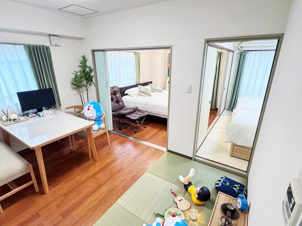 Living room, Dining area