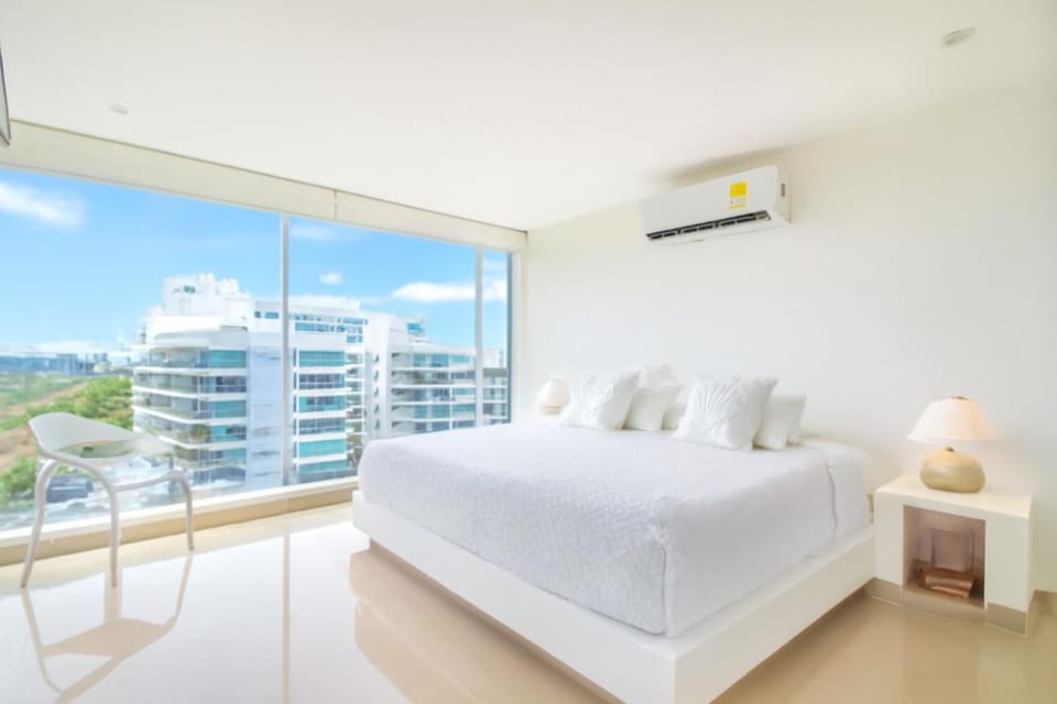 Bed, View (from property/room), Photo of the whole room, Bedroom, air conditioner
