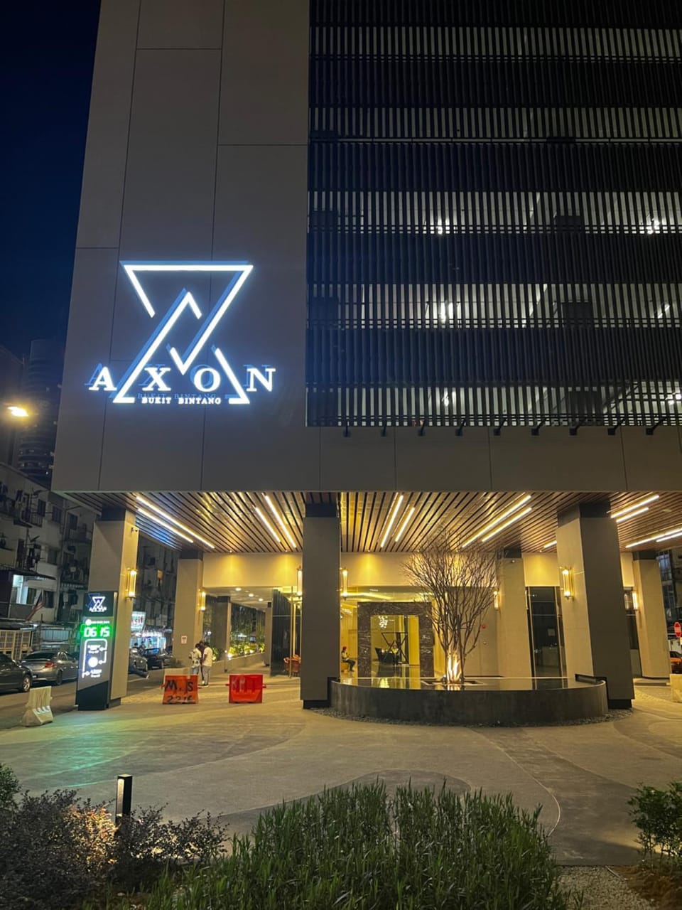 Property building, Night, Location