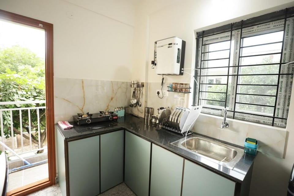 1Bhk Near Manyata Tech Park - Airport Road 101 Apartment in Bengaluru