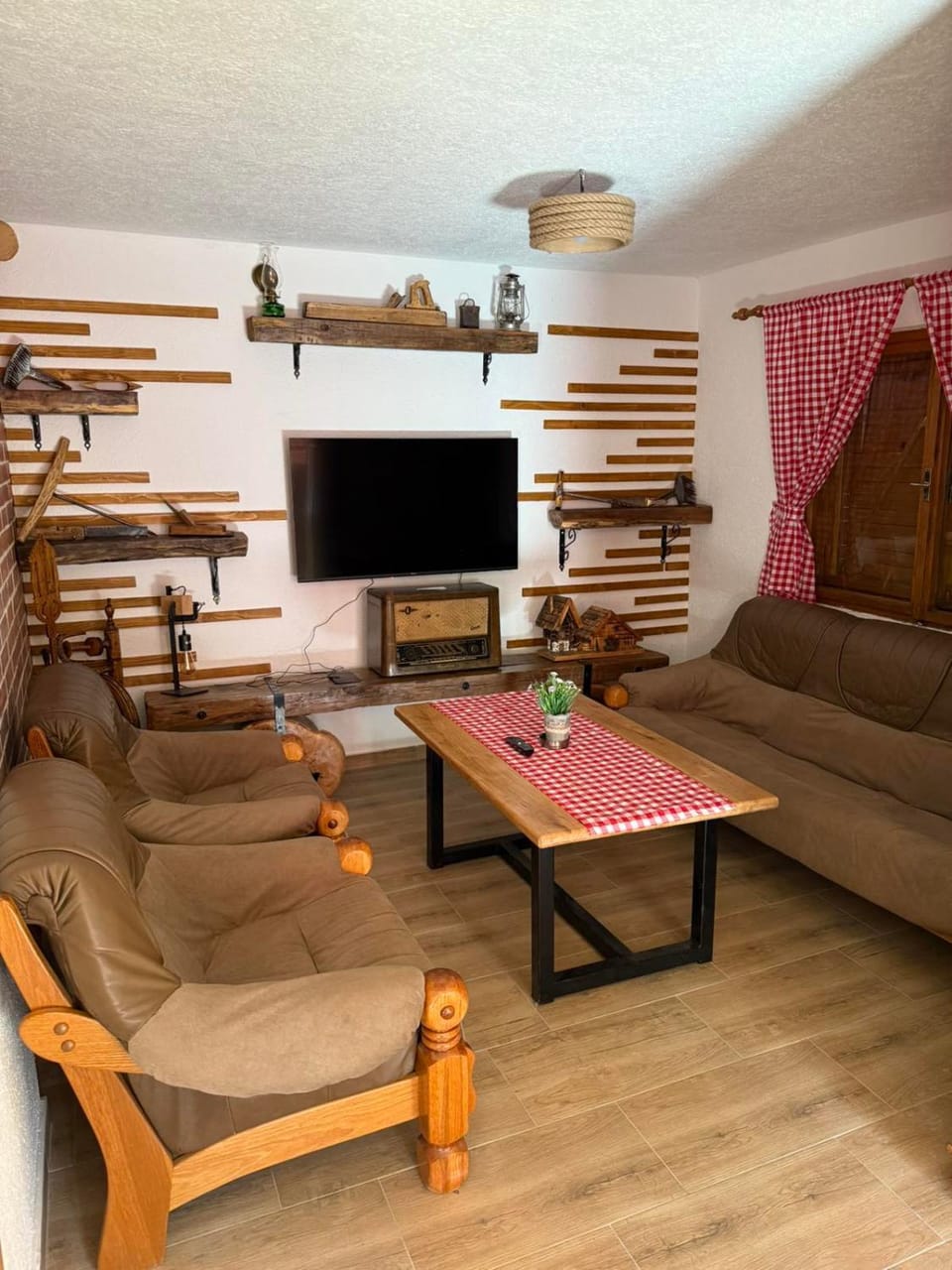 Communal lounge/ TV room, Communal lounge/ TV room, Living room, Seating area