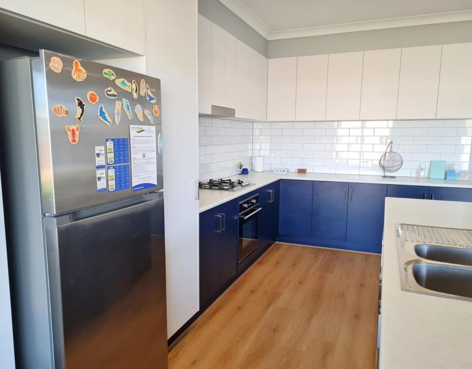 Sun of a Beach House in Moonta Bay