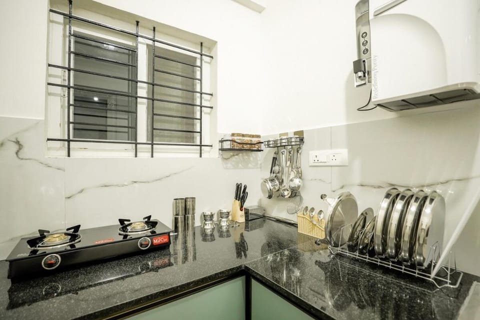 1Bhk Near Manyata Tech Park - Airport Road 106 Apartment in Bengaluru