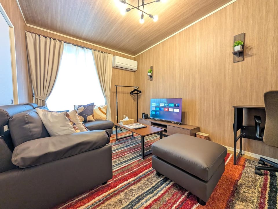 Communal lounge/ TV room, TV and multimedia, Living room