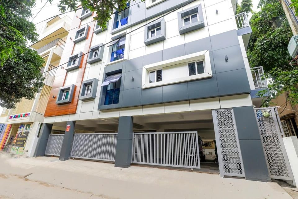 1Bhk near Manyata tech park Airport road 207 Apartment in Bengaluru
