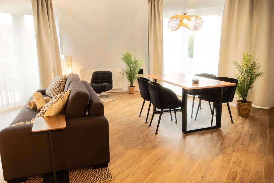 Living room, Seating area, Dining area
