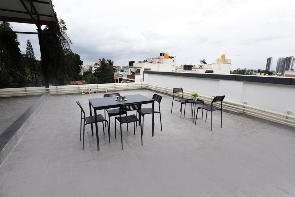 1Bhk Near Manyata Tech Park - Airport Road 304 Apartment in Bengaluru