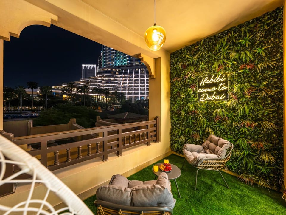 Night, Balcony/Terrace