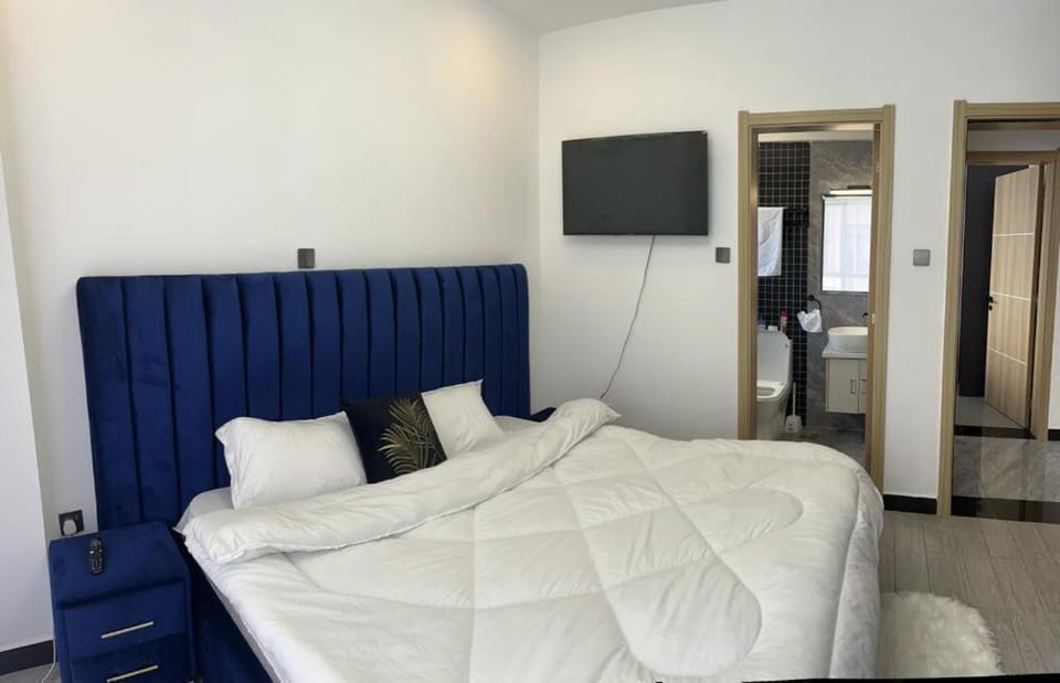 Executive living two bedroom apartment with swimming pool and well equipped gym with amazing city scenic views Apartment in Nairobi County