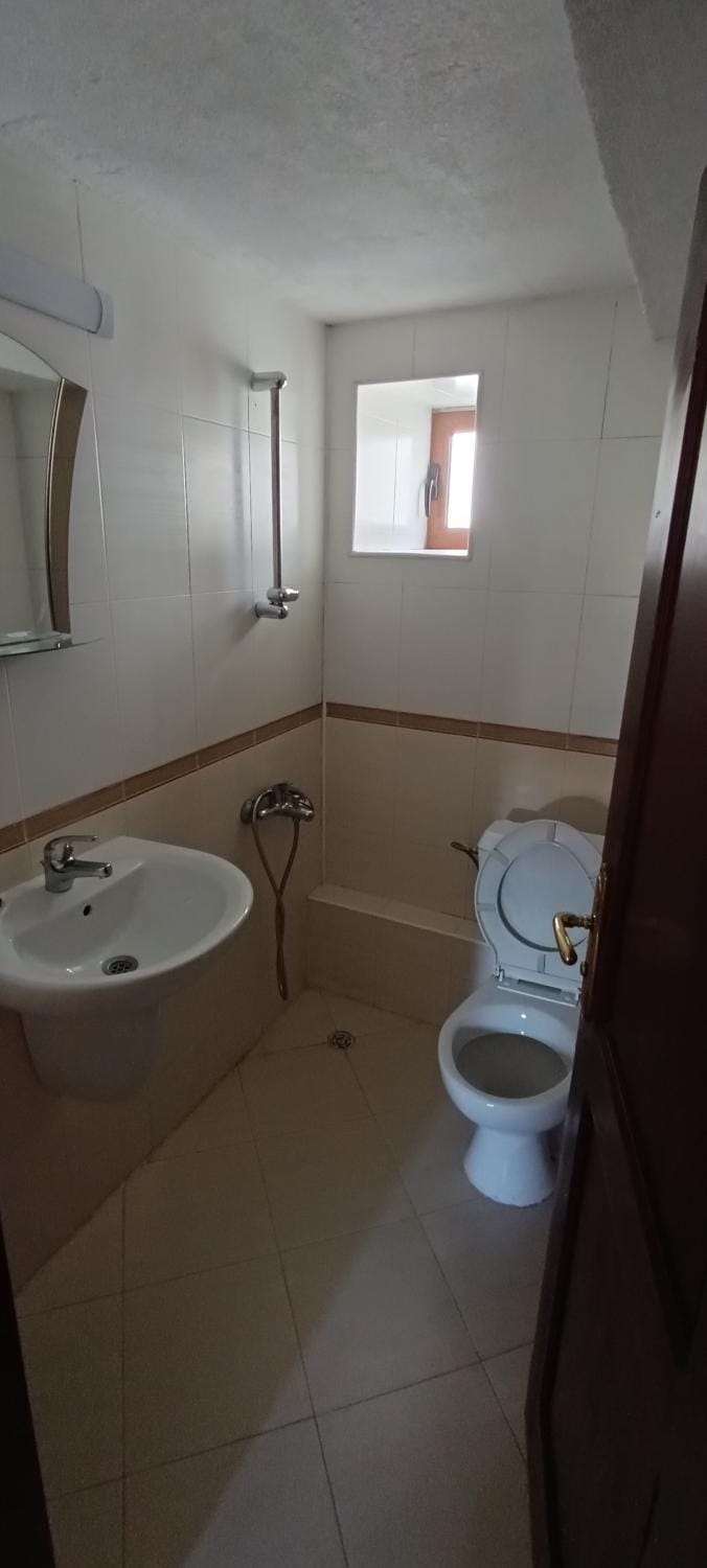 Toilet, Bathroom