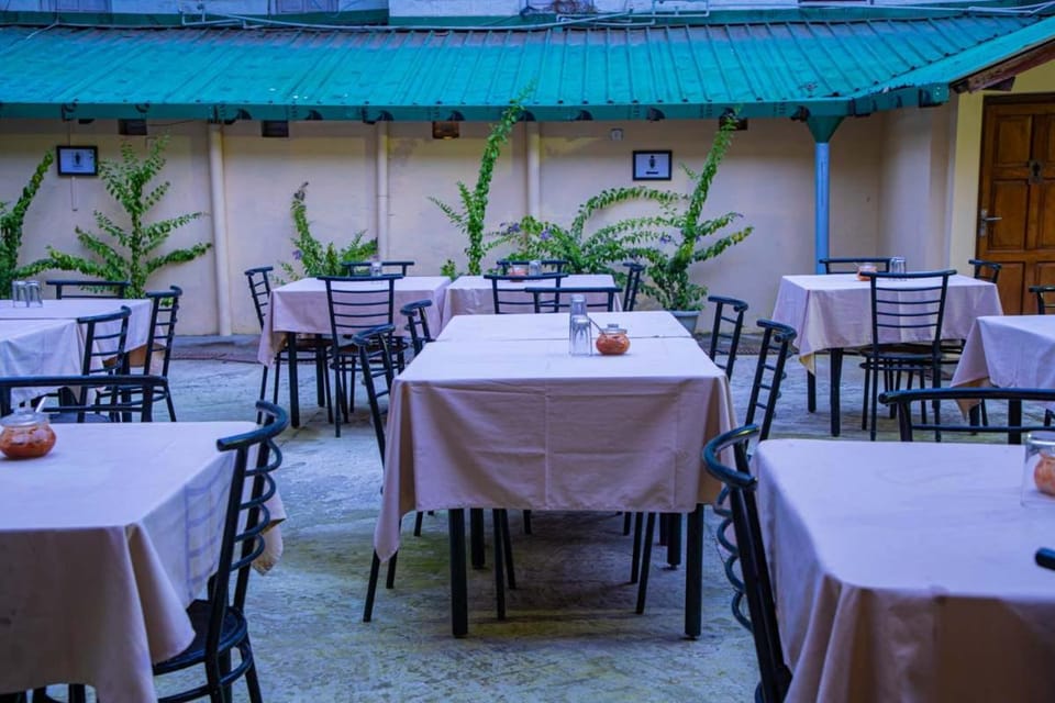 Restaurant/places to eat