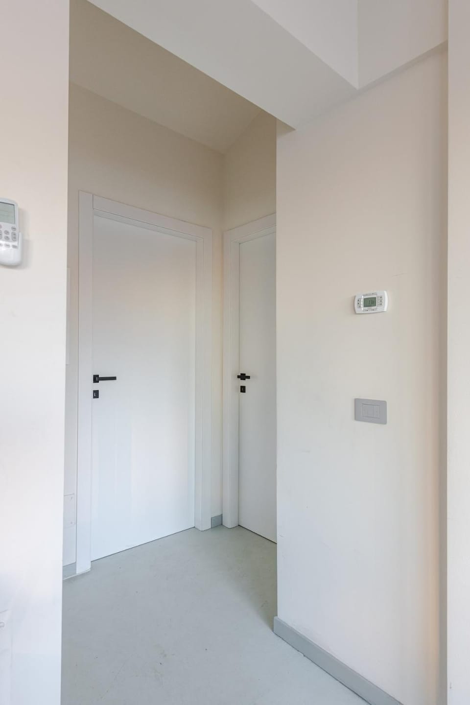 Luxury Elegant Penthouse 3 Bedrooms, 2 Bathrooms Apartment in Milan