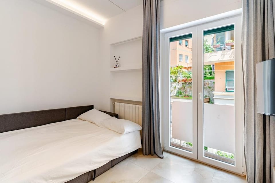 Dea Lux Apartamentis Mare & Gaslini Wi-Fi Veloce Apartment in Genoa