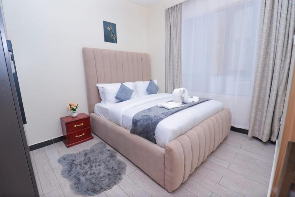 elegant beautifully furnished two bedroom apartment with unbeatable city scenic views with swimming pool and well equipped gym and ample parking space Apartment in Nairobi County