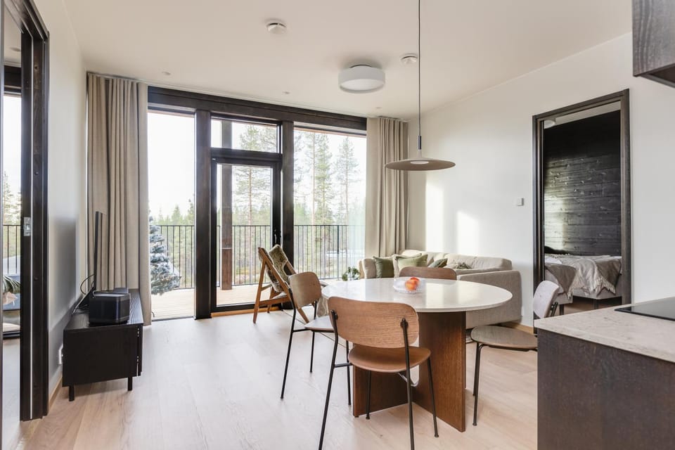 Living room, Seating area, Dining area