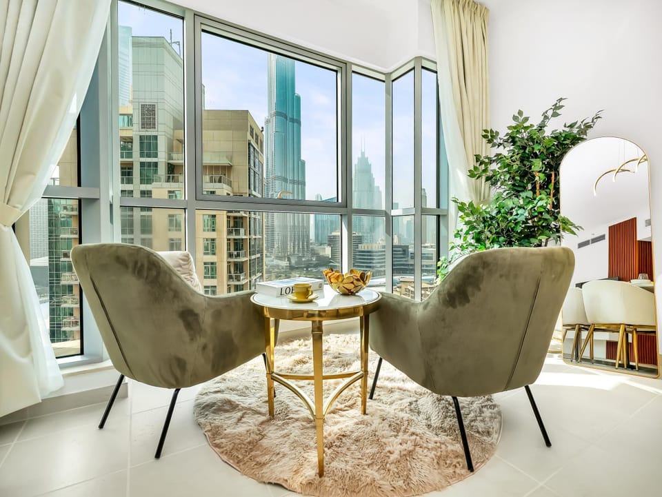 Lounge or bar, Seating area