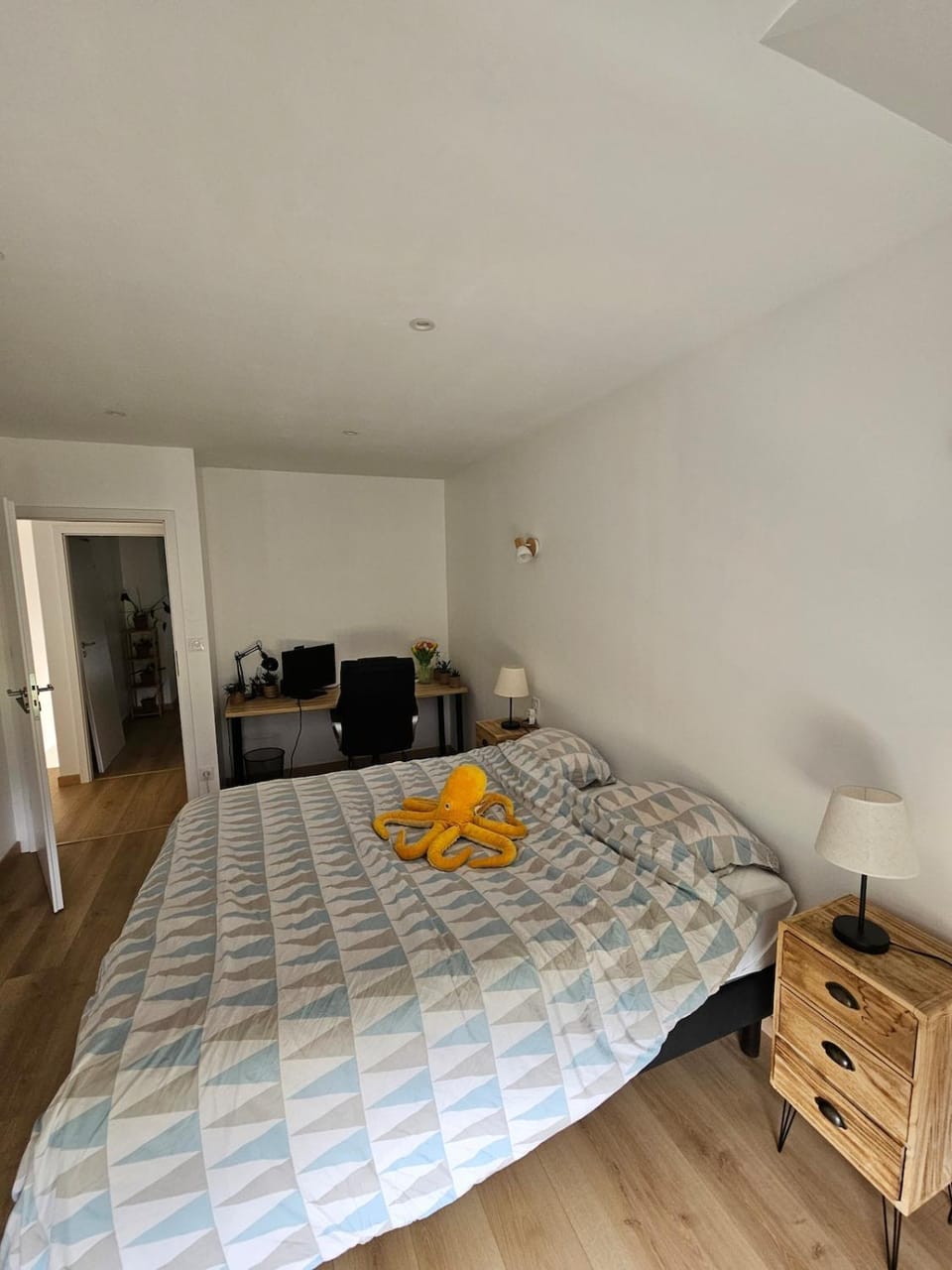 Maison proche ville, proche gare Apartment in Bourgogne-Franche-Comté