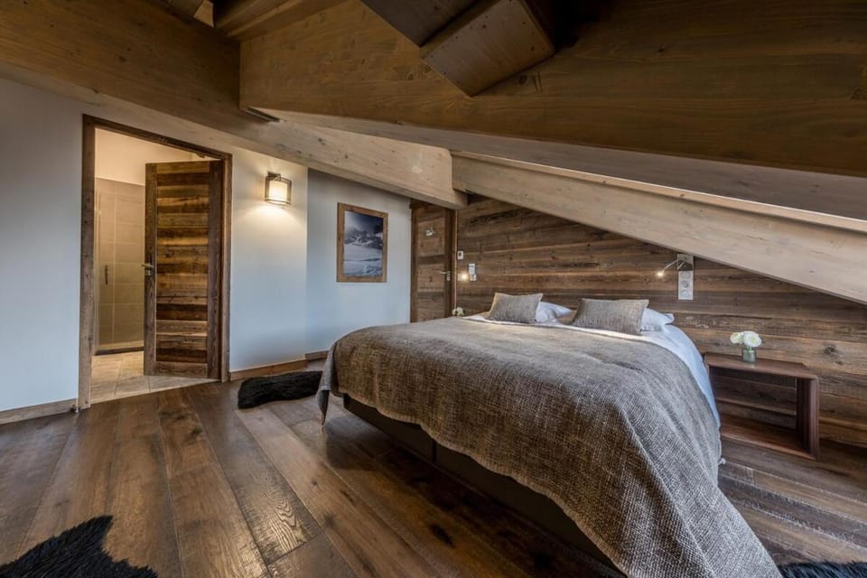 4 Bedrooms Penthouse in Courchevel 1650 Apartment in Saint-Bon-Tarentaise