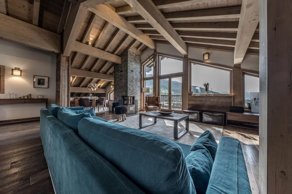 4 Bedrooms Penthouse in Courchevel 1650 Apartment in Saint-Bon-Tarentaise