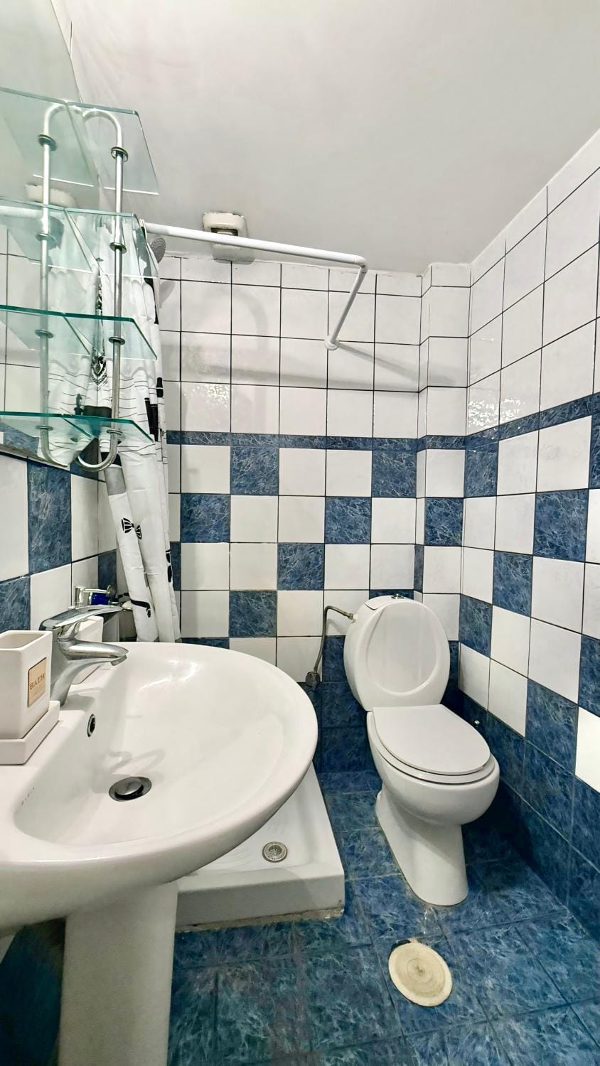 Shower, Toilet, Bathroom