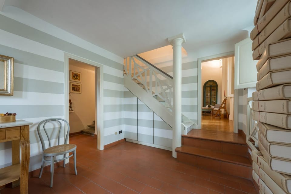 Boboli Poggio Imperiale in charming villa Apartment in Florence