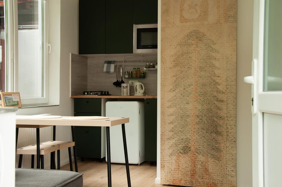 Kitchen or kitchenette