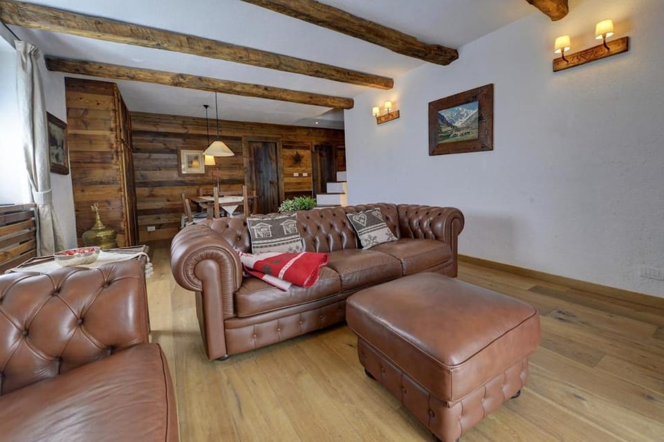 Charme Alpine Apartment in Aosta Valley, Italy