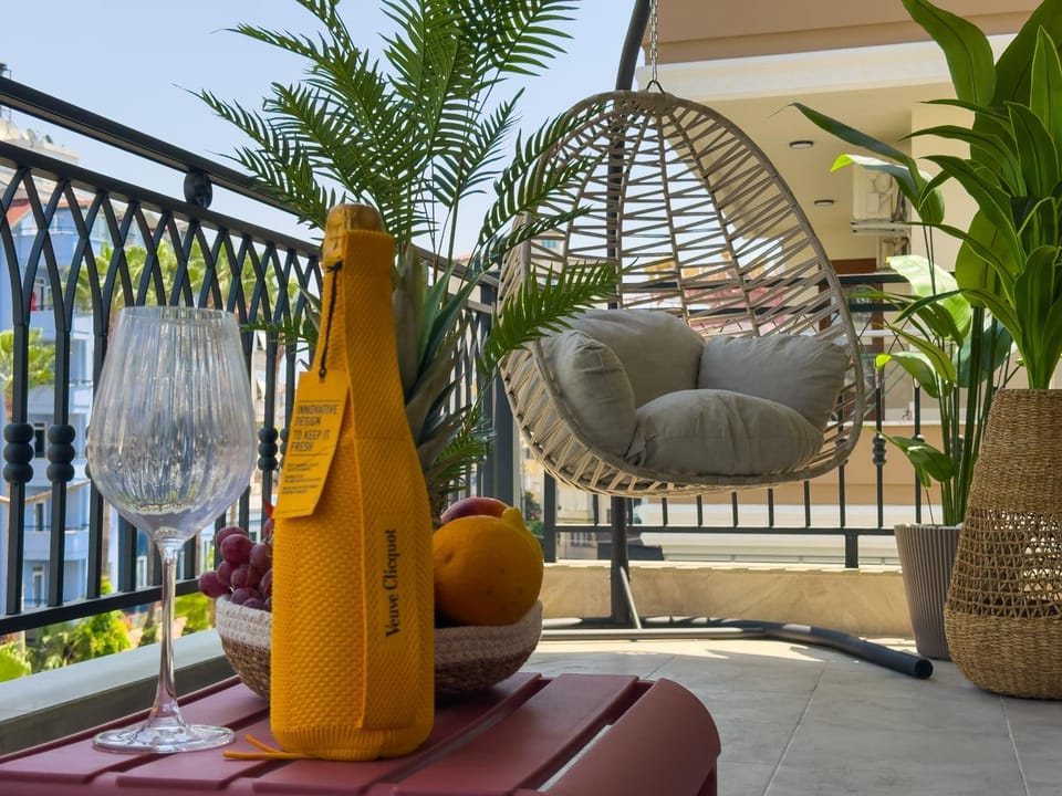 Day, Balcony/Terrace