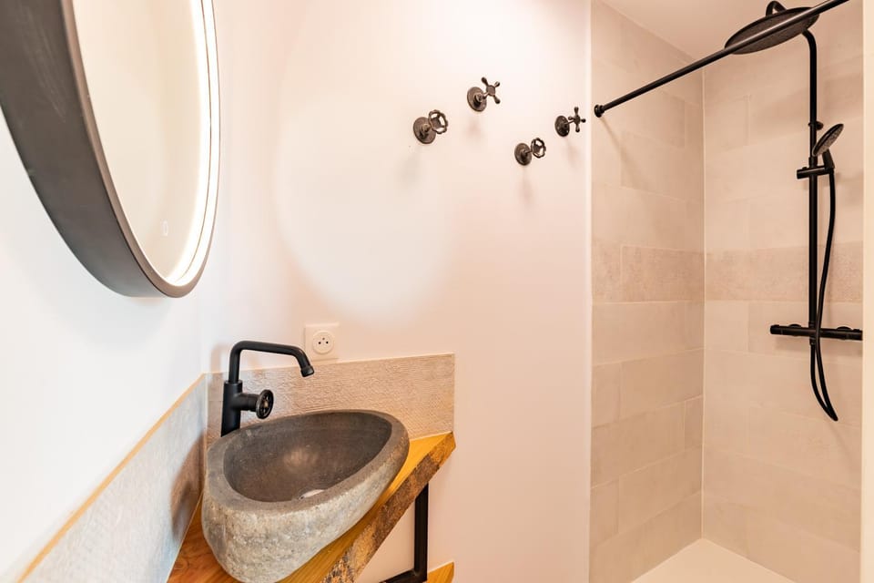 Shower, Bathroom