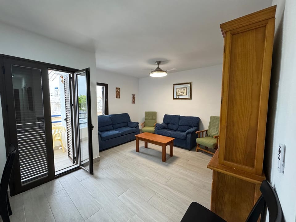 Balcony/Terrace, Living room