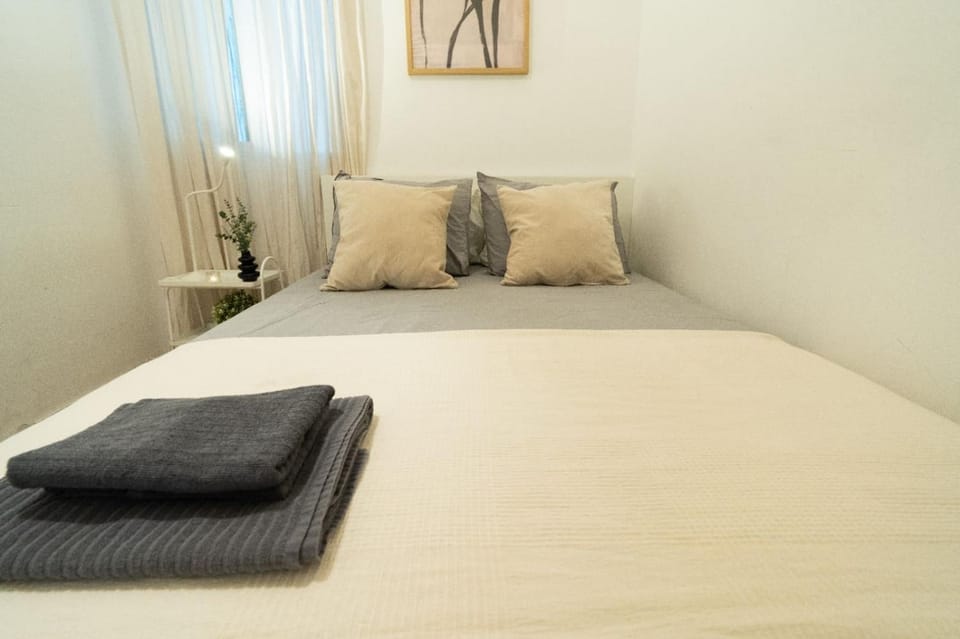 Zurbano Street, Private rooms Hostel in Madrid